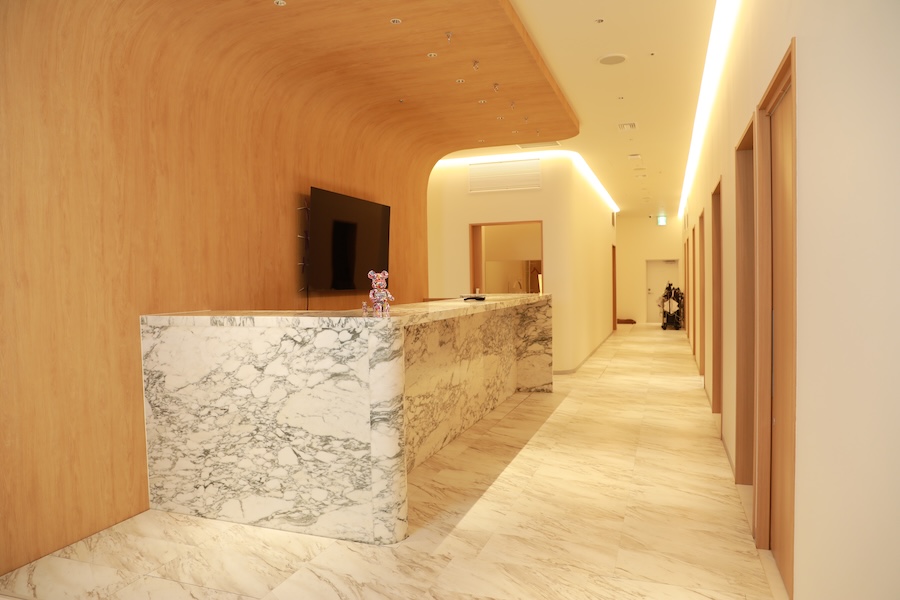 診察室へと続く廊下