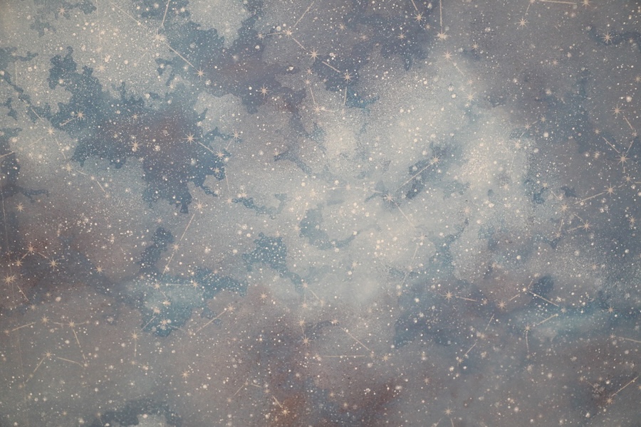 リカバリールームの天井 星空が広がっているような印象を与える