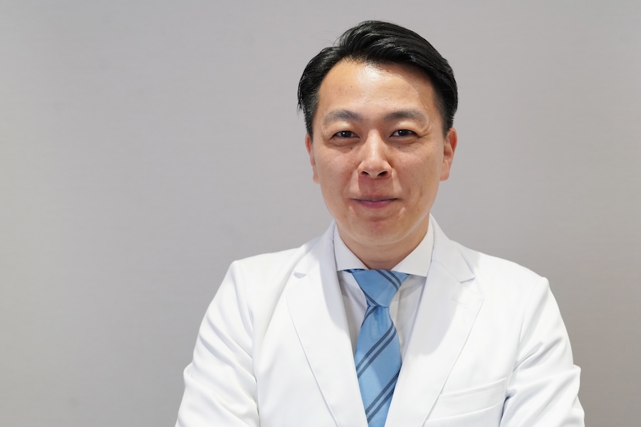 銀座アイグラッドクリニック 乾雅人院長