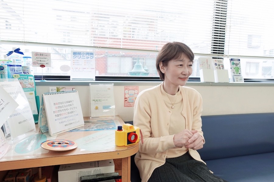 小児科医である細部院長も、自身の子育てでは不安や悩みが多かったという