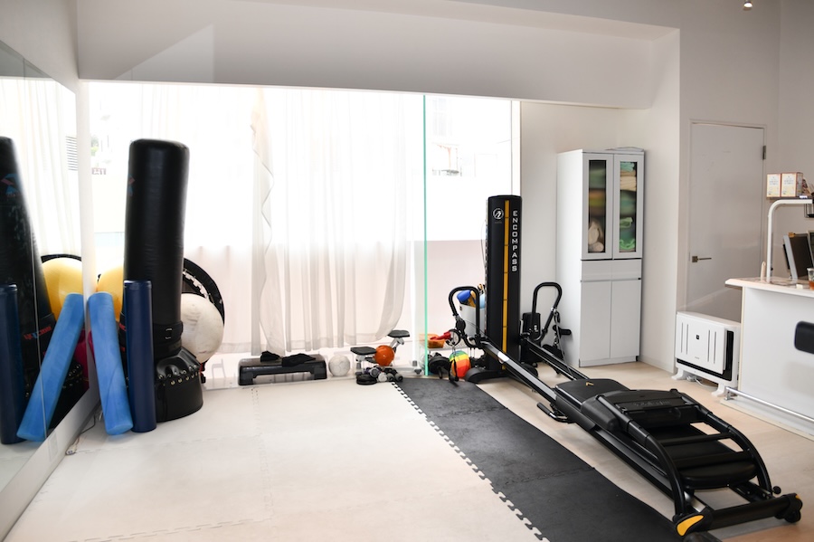 トレーニング指導などを行うための部屋が院内に完備されている