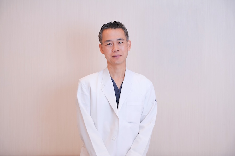 少年期に父を亡くした経験から医師の道へ
