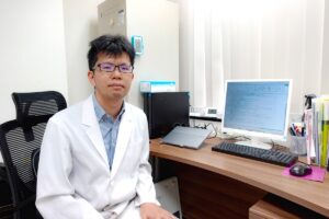 保護中: 性感染症やデリケートゾーンのトラブルを世界標準のエビデンスに基づいて診療。バクテリオファージの研究にも打ち込む、新宿サテライトクリニック・北岡 一樹院長
