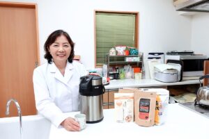 保護中: 子どもから高齢者まで、さまざまな「生きづらさ」を支える。認知症疾患医療センターも担う中野・あしかりクリニックの全人的精神科診療
